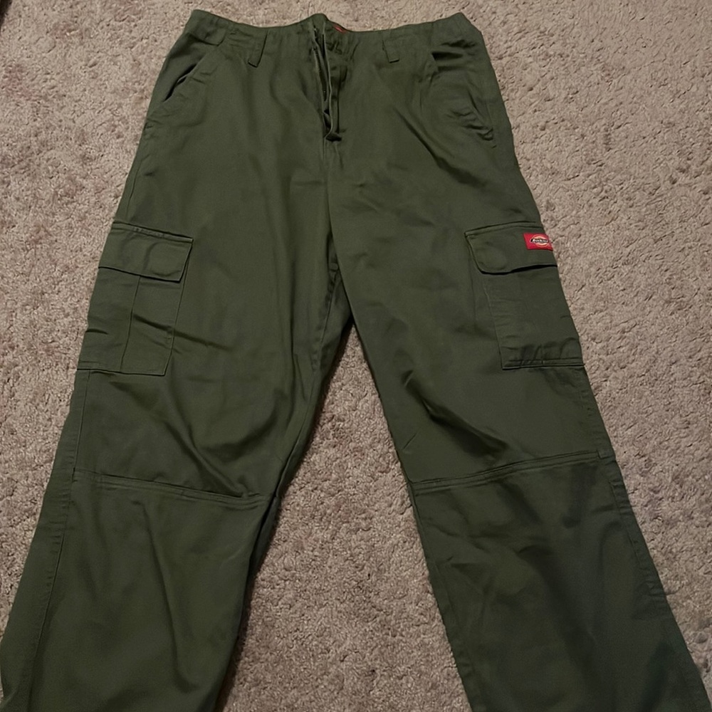 Army green cargo women’s dickies pants